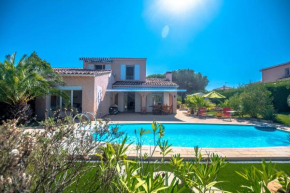 Superb VILLA with POOL TERRACE and GARDEN
